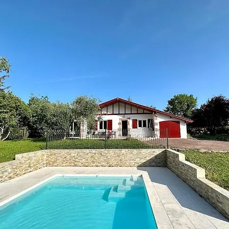 Prázdninový dům Maison Avec Piscine